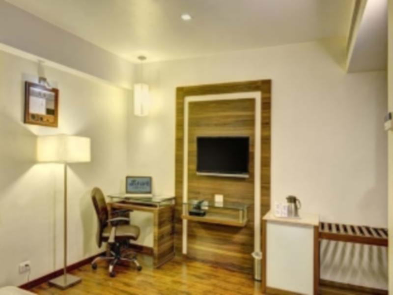 אחמדאבאד Hotel Aaram Orchard מראה חיצוני תמונה